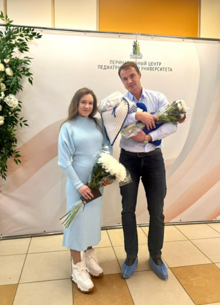 Пилот санавиации Алиса Куквинова родила сына в Перинатальном центре Педиатрического университета 3