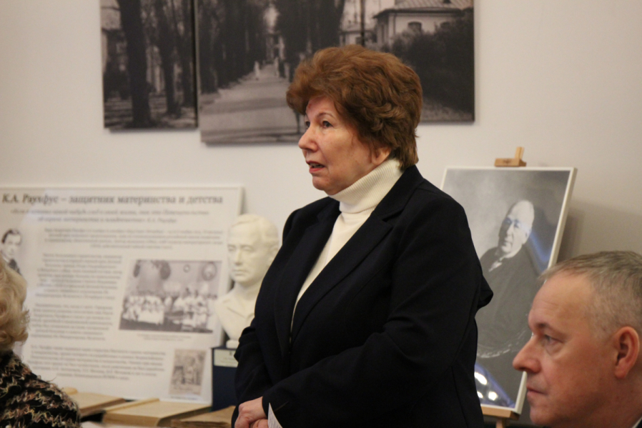 В Педиатрическом университете представили подлинные документы из архива Карла Раухфуса 2