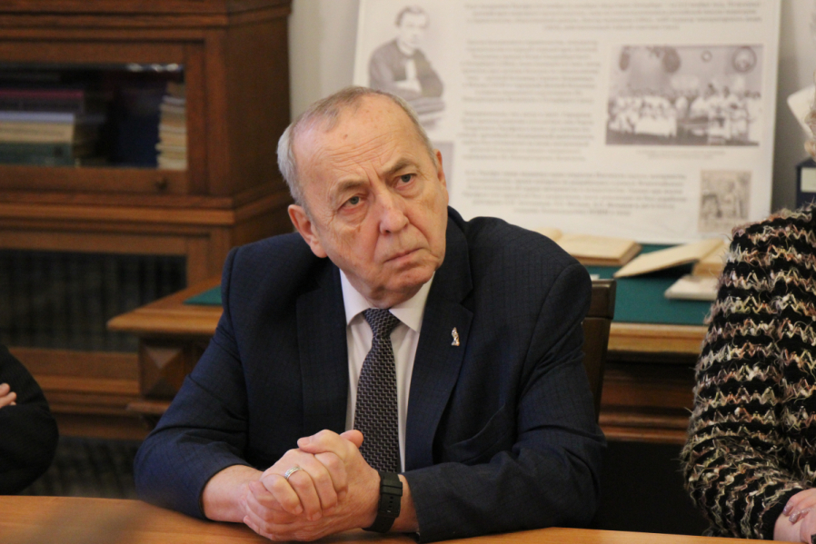 В Педиатрическом университете представили подлинные документы из архива Карла Раухфуса 6