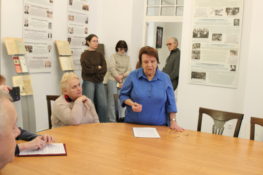 В Педиатрическом университете представили подлинные документы из архива Карла Раухфуса 14