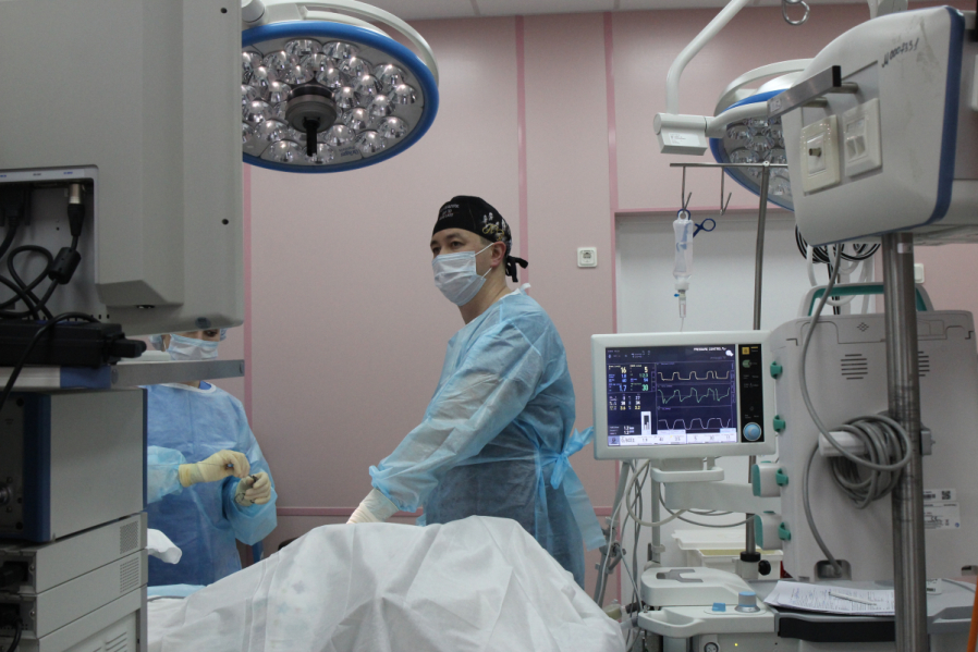 Врачи Педиатрического университета выполнили внутриутробное шунтирование почки плода