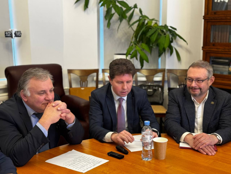 Дмитрий Иванов: «Мы поддерживаем инициативы, направленные на улучшение демографической ситуации» 7