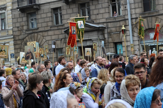 Педиатрический университет принял участие в крестном ходе 12 сентября 19
