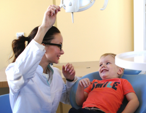 Новый вид зубных пломб изобретен в Педиатрическом университете