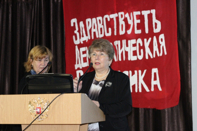 Студенты СПбГПМУ обсудили причины и итоги Великой Октябрьской революции 13