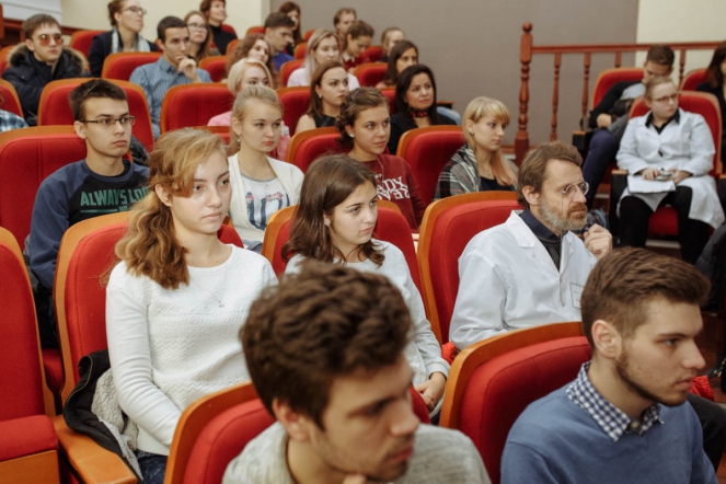 СПбГПМУ отметил всемирный день биоэтики научной дискуссией студентов 3