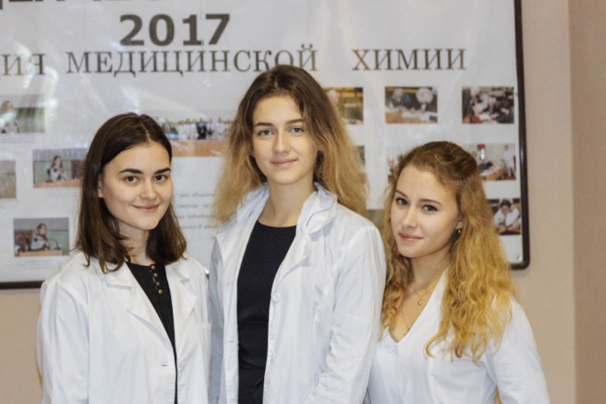 Три второкурсницы СПбГПМУ стали стипендиатами Правительства Петербурга 1