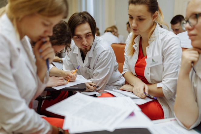 В СПбГПМУ завершилась V Всероссийская олимпиада по педиатрии 3