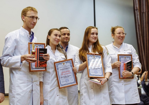 В СПбГПМУ завершилась V Всероссийская олимпиада по педиатрии 24