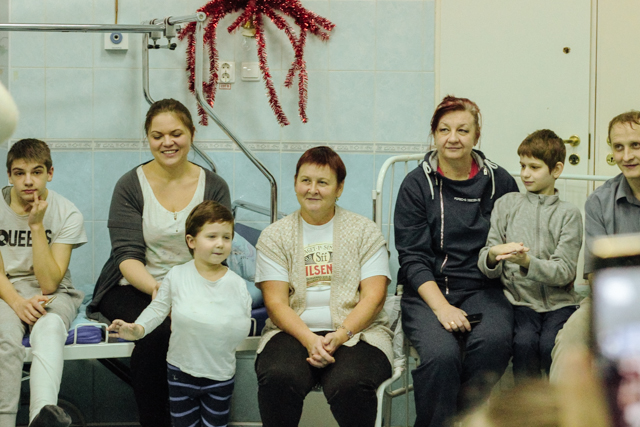 Новогодний праздник для пациентов Хирургии 11