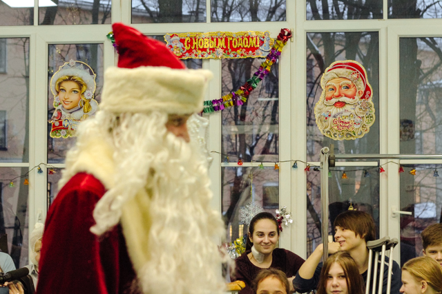 Новогодний праздник для пациентов Хирургии 14