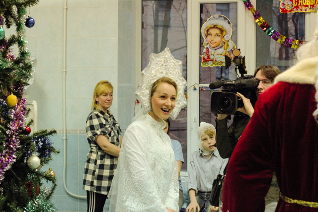 Новогодний праздник для пациентов Хирургии 34