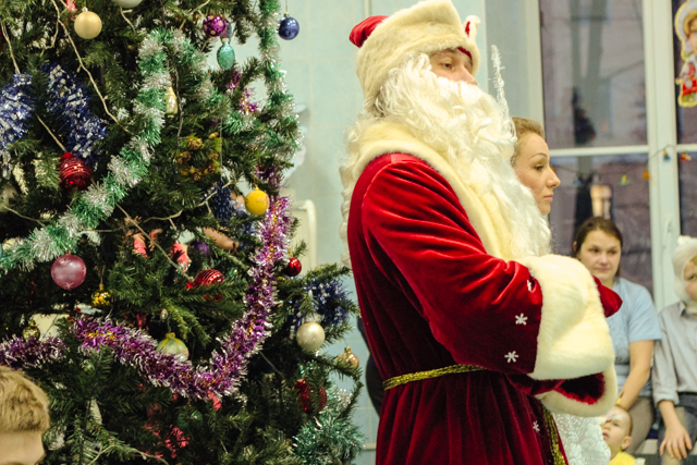 Новогодний праздник для пациентов Хирургии 42