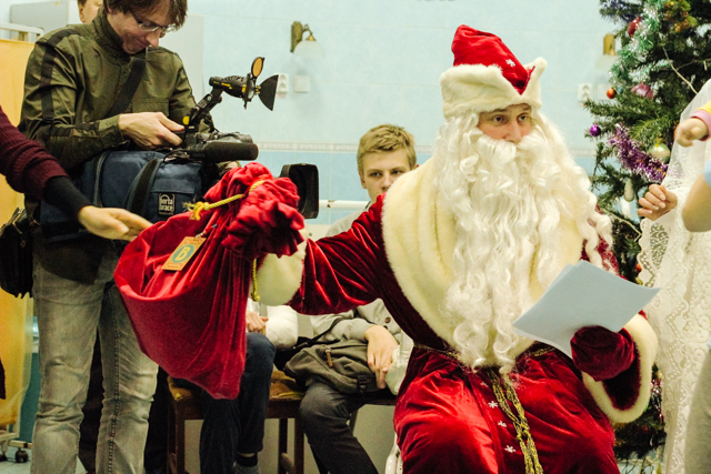 Новогодний праздник для пациентов Хирургии 55