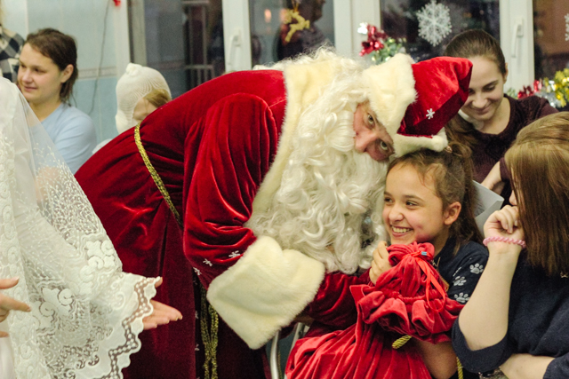 Новогодний праздник для пациентов Хирургии 72