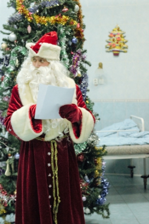 Новогодний праздник для пациентов Хирургии 79