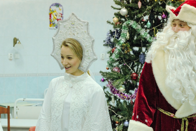 Новогодний праздник для пациентов Хирургии 86