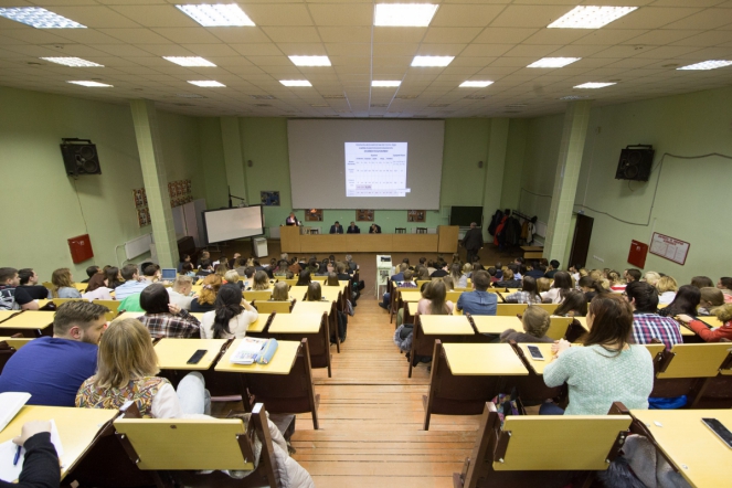 Администрация вуза и студенты обсудили академическую успеваемость