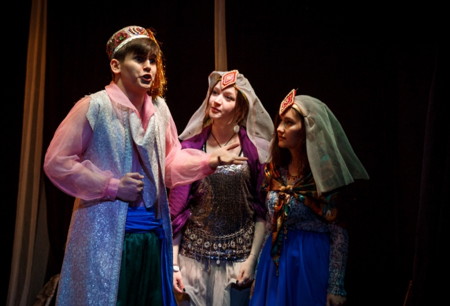 5 историй о любви на сцене "Гиппократа" 12