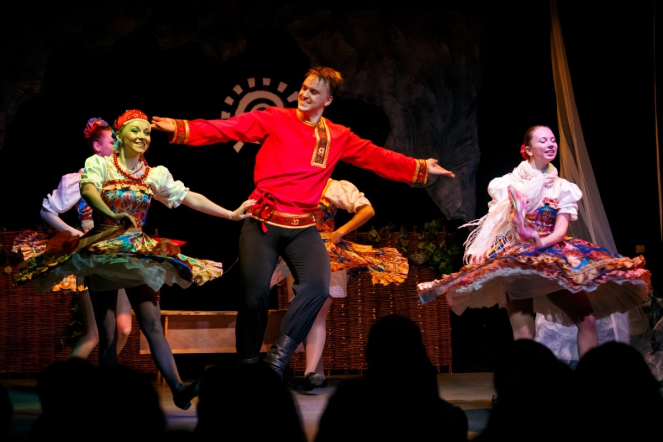 5 историй о любви на сцене "Гиппократа" 19