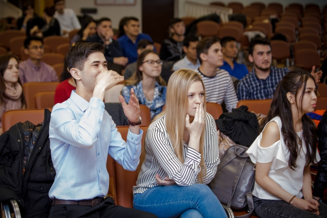 Студенты-иностранцы СПбГПМУ провели «Брейн-ринг» 18