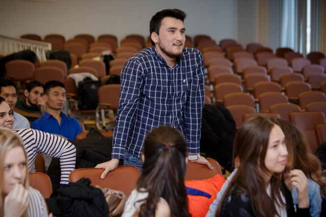 Студенты-иностранцы СПбГПМУ провели «Брейн-ринг» 22