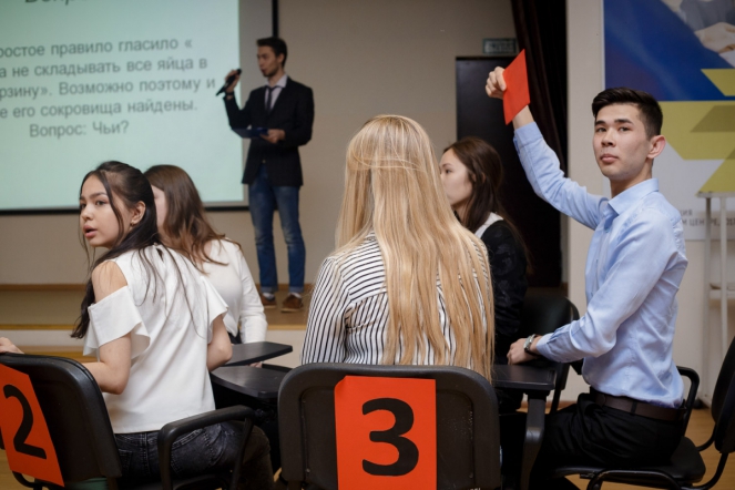 Студенты-иностранцы СПбГПМУ провели «Брейн-ринг» 43