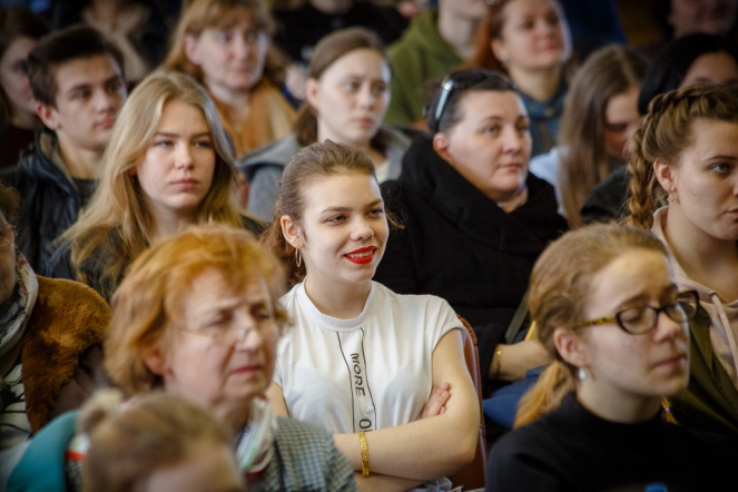 Педиатрический университет распахнул свои двери для более 400 абитуриентов 11