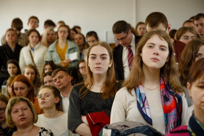 Педиатрический университет распахнул свои двери для более 400 абитуриентов 27
