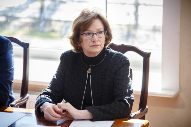 На ученом совете впервые вручены именные стипендии студентам 21