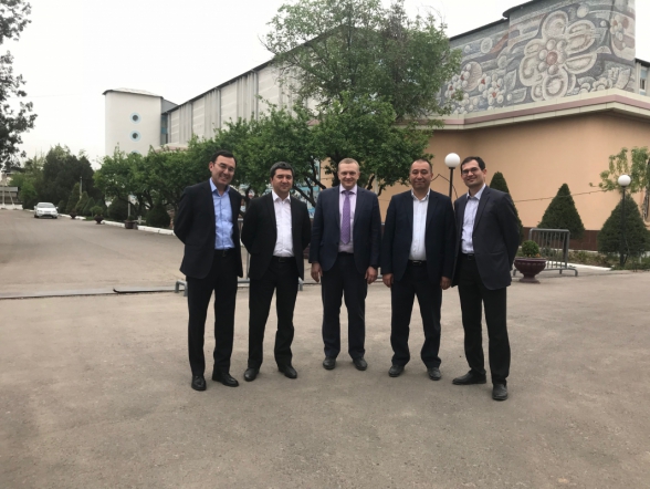 Абитуриенты Узбекистана и Казахстана познакомились с правилами приема в СПбГПМУ