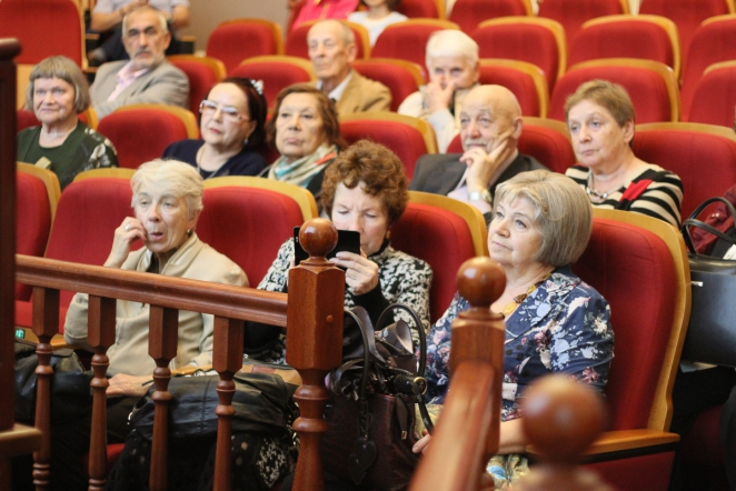 Спустя 50 лет выпускники собрались в стенах родной alma mater 24