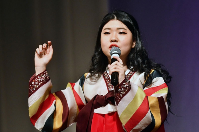 Наши студенты заняли 3 место на вечере Восточной поэзии 1