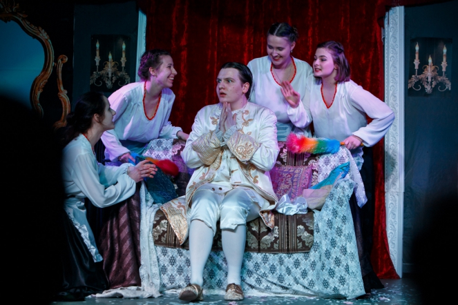 Спектакль «Беда от нежного сердца» прошел в СПбГПМУ 12