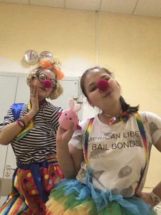 Студенты-волонтеры порадовали детей клиники СПбГПМУ