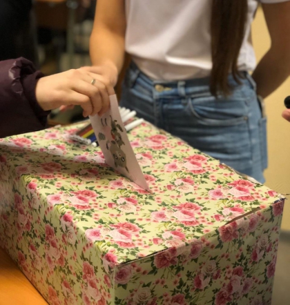 Акция «Открытка маме» прошла в Педиатрическом университете