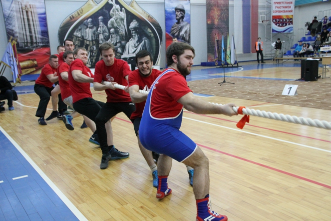 Наши студенты померились силами с «богатырями Ярослава» 4