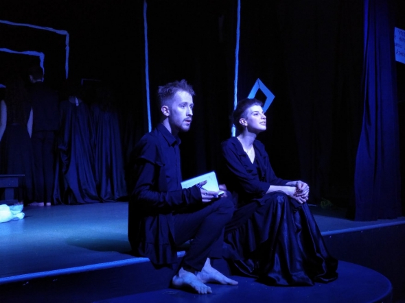 В «Гиппократе» прошел спектакль «Этюд в высоких тонах. Влюбленный Гиппократ» 2