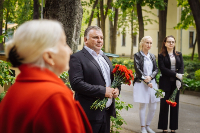 Памятная доска М.С. Маслову украсила хирургический корпус СПбГПМУ 1