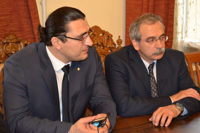 Педиатрический университет подписал меморандум о сотрудничестве с греческим университетом им. Демокрита 3