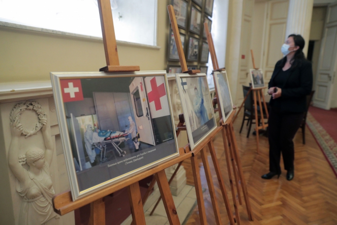 Ректору СПбГПМУ вручили благодарность за  вклад в борьбу с COVID-19 1