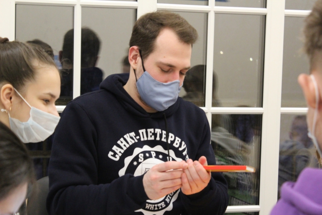 Волонтеры проекта «Дети-Детям» посетили Детский пульмонологический центр 7