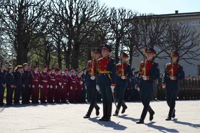 Педиатрический университет принял участие в торжественно-траурной церемонии на Пискаревском кладбище 5