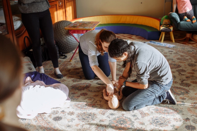 Студенты СПбГПМУ рассказали педагогам центра «Радуга» о правилах оказания первой помощи 5