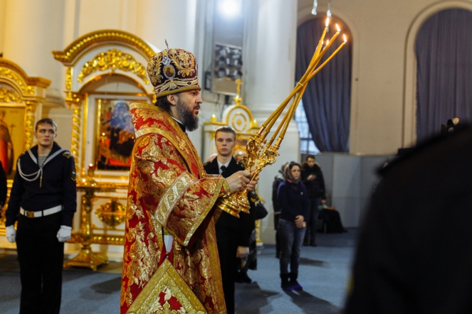 В Смольном соборе наградили студентов и работников образования 3