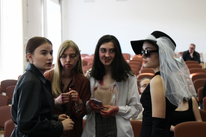 В СПбГПМУ прошла костюмированная игра «Что? Где? Когда?» 3