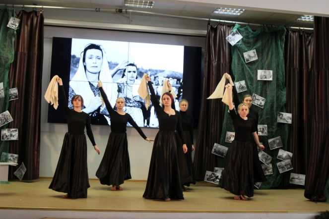 Студенты СПбГПМУ исполнили песни Победы 29