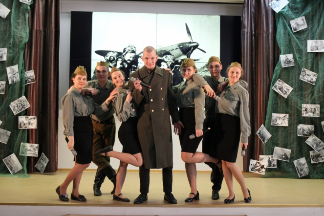 Студенты СПбГПМУ исполнили песни Победы 56