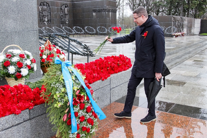 Студенты и сотрудники СПбГПМУ почтили память героев 13