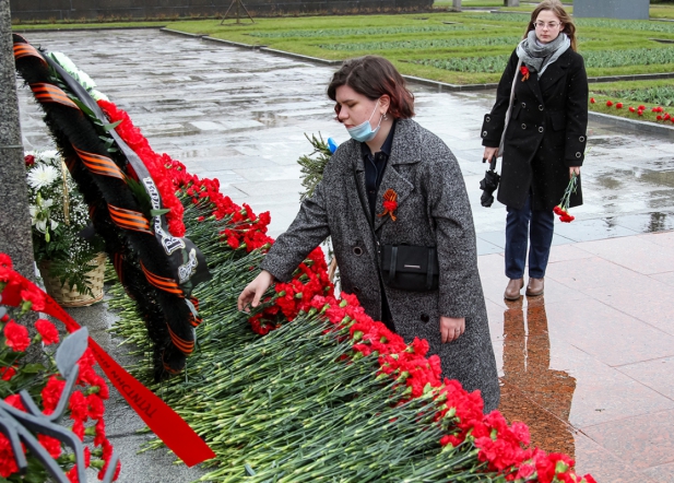 Студенты и сотрудники СПбГПМУ почтили память героев 17